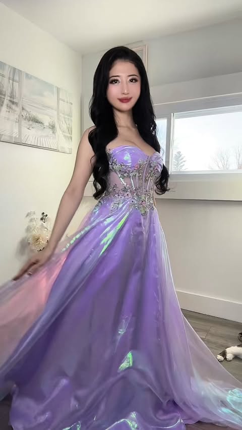 Instagram post by @0124riii for ZAPAKA. Caption reads: @zapaka.official 💜

15% off code: [...].