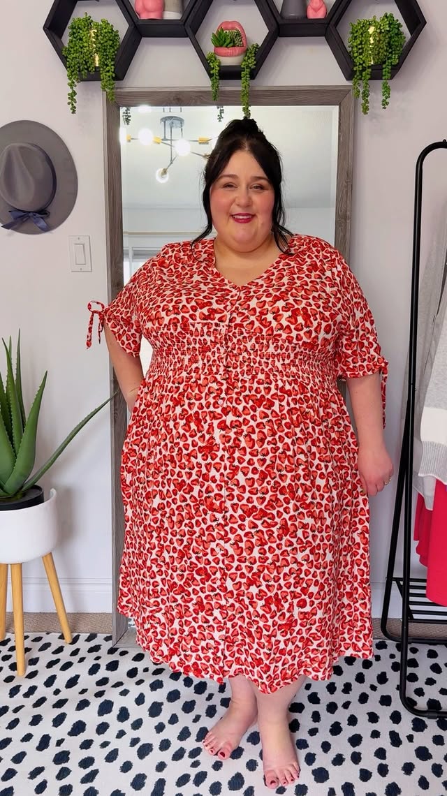Instagram post by @curvy_chronicles for Ulla Popken. Caption reads: I’m berry into this @ullapopkenusa dress 🍓🍓🍓....