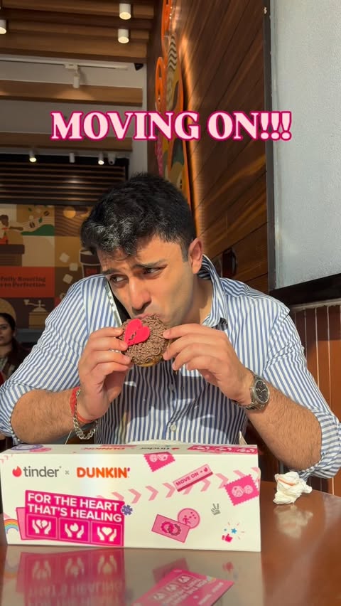 Instagram post by @vanshgandhii for Tinder. Caption reads: [...] milti, Move On Box mil gaya hai. 🍩😉....