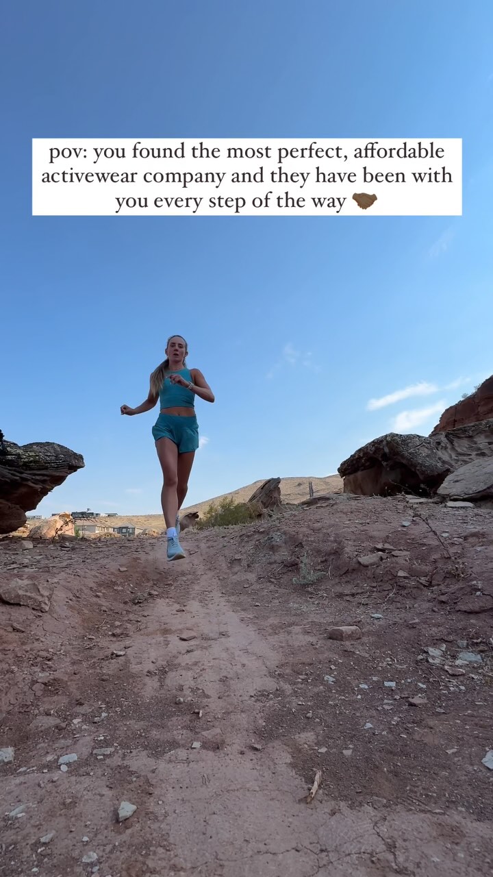 Instagram post by @kaydiruns for Senita Athletics. Caption reads: This weekend only my code (kaydiruns15) works for....