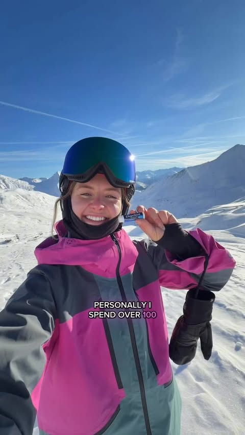 Instagram post by @hannah_melinn for ChapStick. Caption reads: [...] essential for moisturized lips all day....