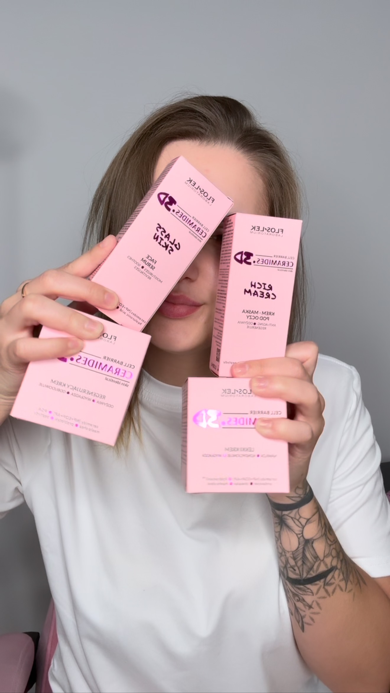 Instagram post by @klvudivx for FLOSLEK. Caption reads: Wcześniej pokazywałam produkty, a teraz czas na....