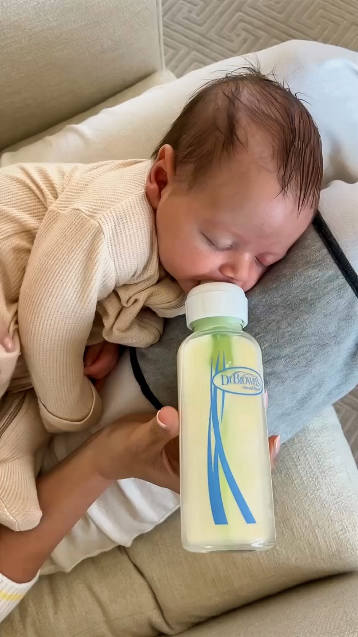 Instagram post by @thecheekybeen for Dr Browns. Caption reads: #ad #gifted Mornings with two under four are… a....