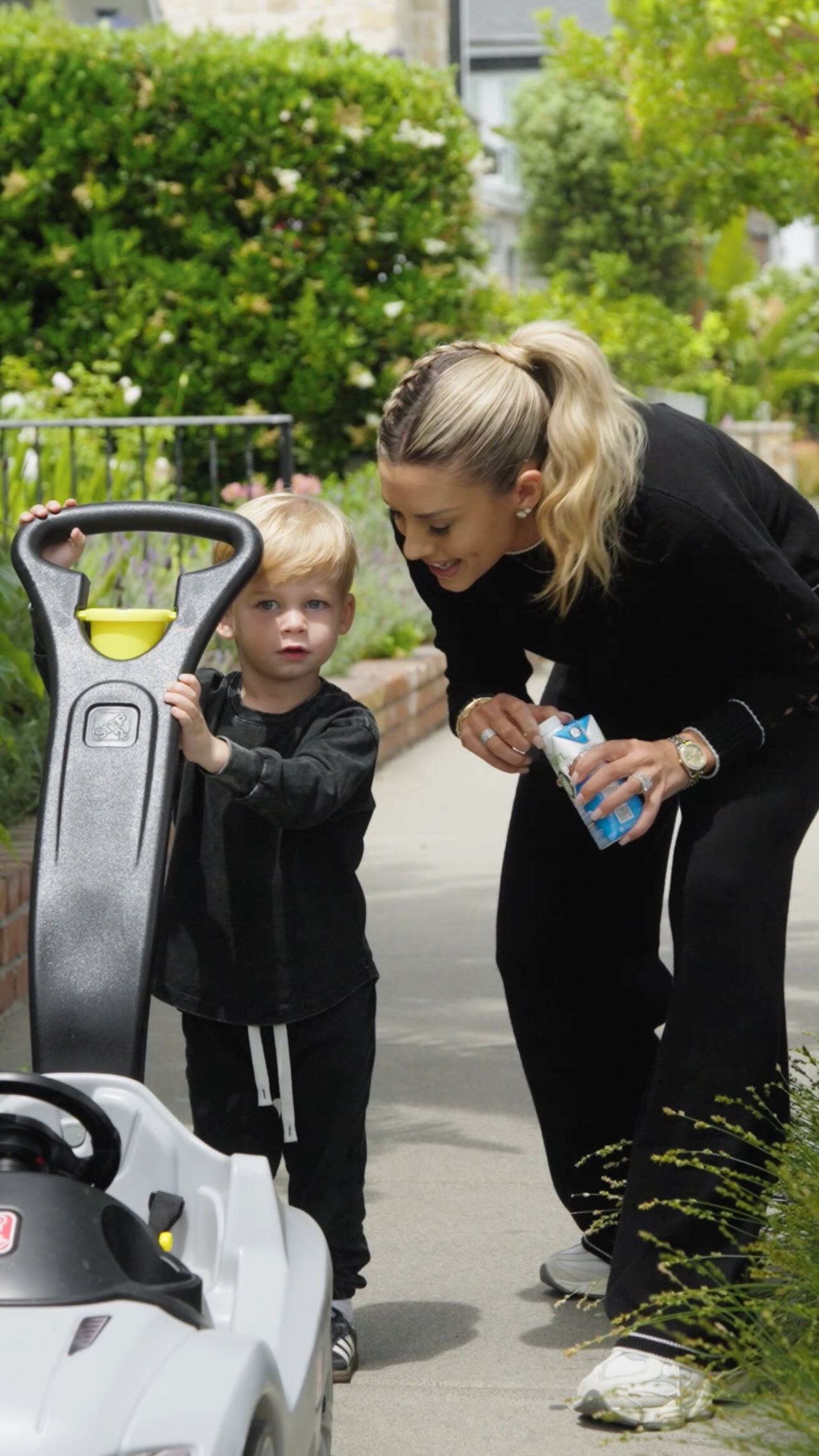 Instagram post by @theheatherraeelmoussa for Orgain. Caption reads: Grateful, glowing, & feeling better than ever as I....