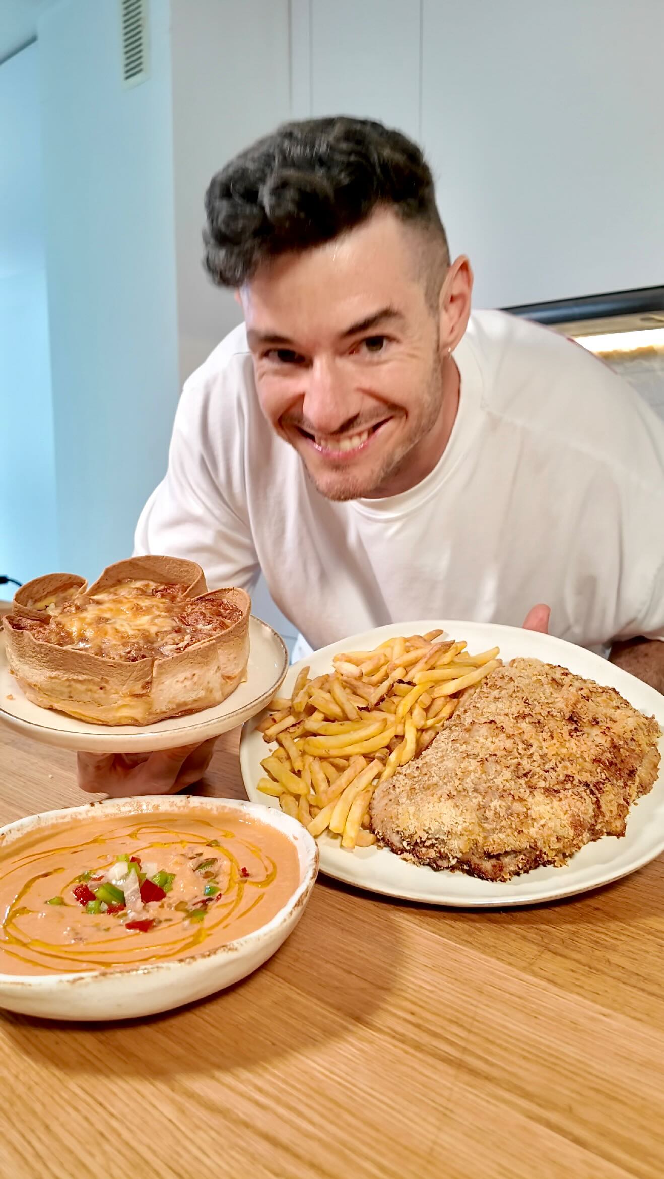 Instagram post by @ugar90 for Moulinex. Caption reads: ¿Buscas inspiración para comer rico y sin....