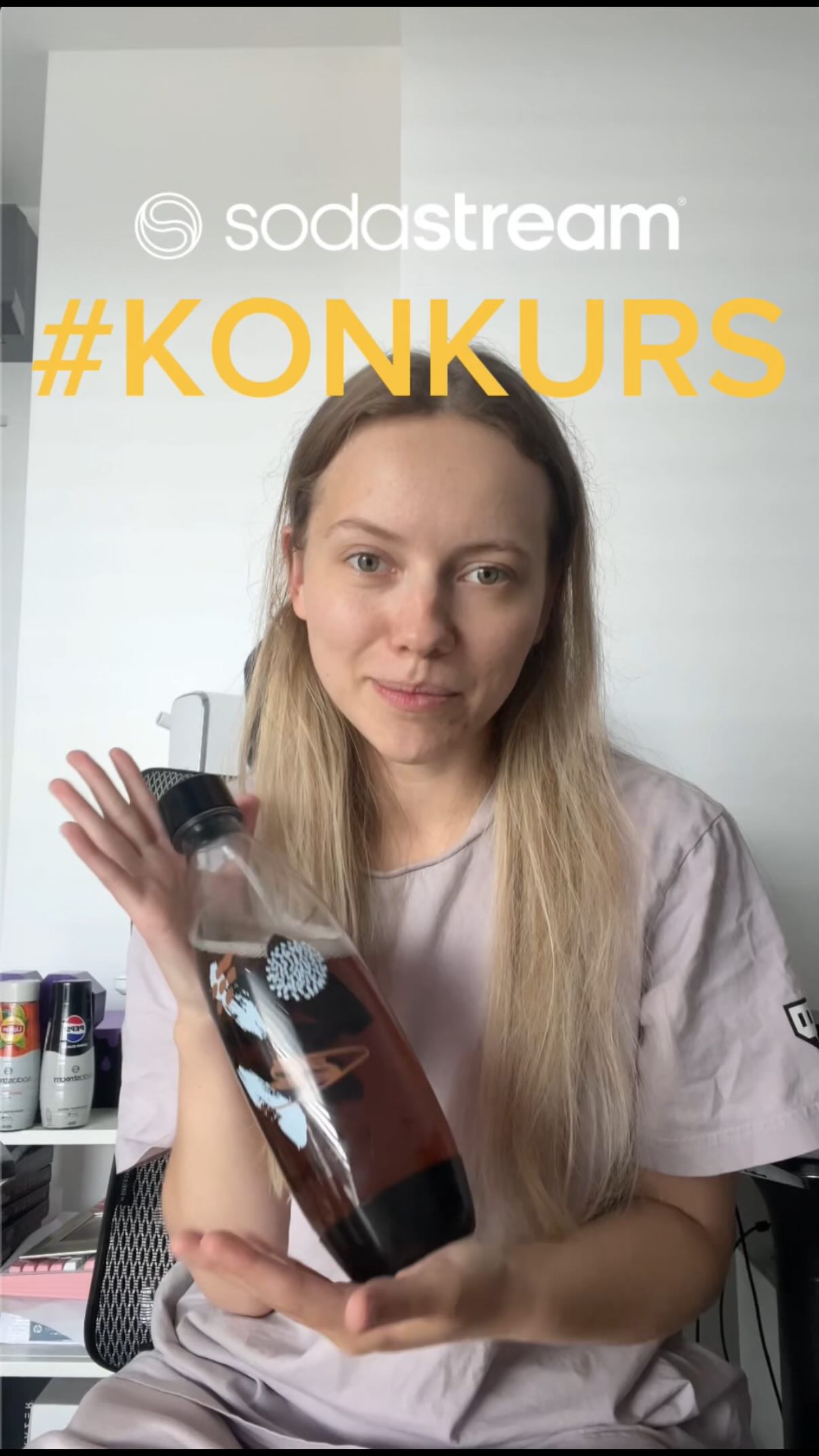 Instagram post by @kasix909 for SodaStream. Caption reads: #KONKURS W co mam się przebrać na Pyrkon? Zostaw....