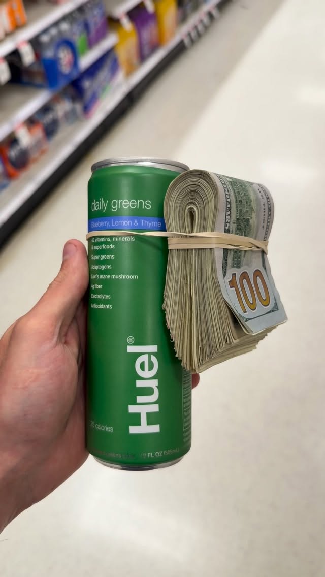 Instagram post by @sandiegoscavengers for Huel. Caption reads: Finders Keepers! 💸

Grab a @huel while your here....