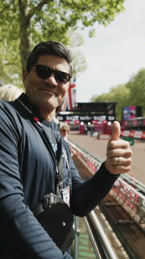 Instagram post by @tedybruschi for Abbott. Caption reads: [...] amazing time cheering on and supporting....
