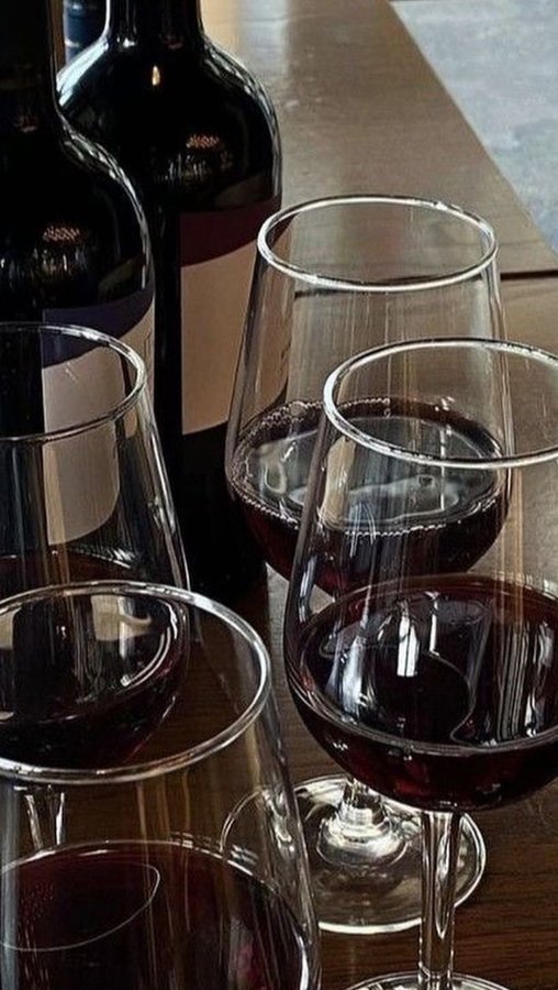 Instagram post by @yevtopyer for Wolford. Caption reads: Sunday at home >>> comfy yet chic with @wolford....