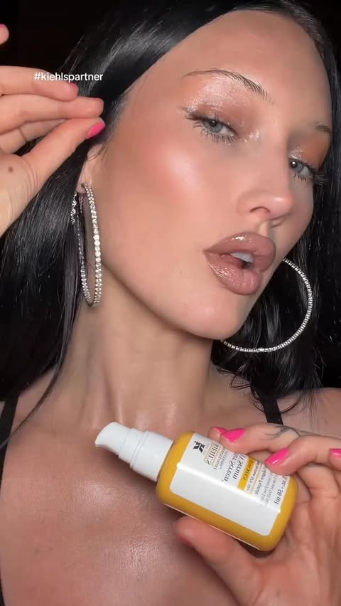 Instagram post by @meredithduxbury for Kiehl's Since 1851. Caption reads: my fav way to get sun-kissed glam without the sun....