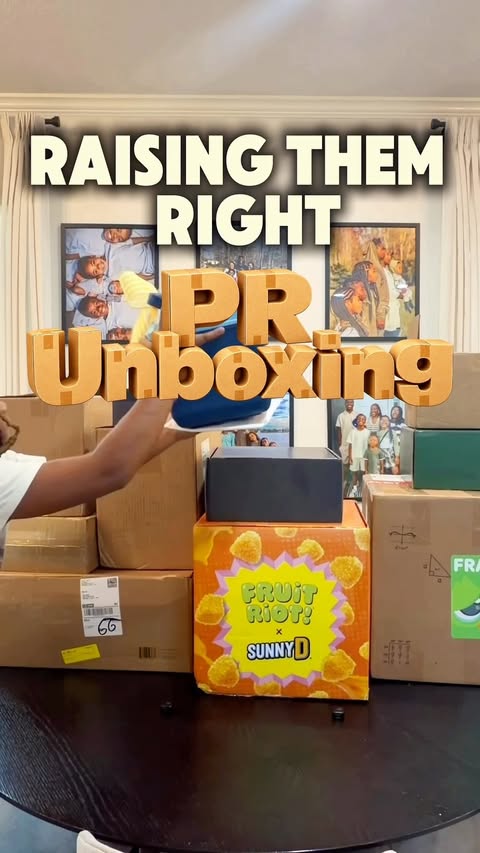 Instagram post by @the_arielb for Duolingo. Caption reads: Thank you @duolingo for the most memorable #pr....