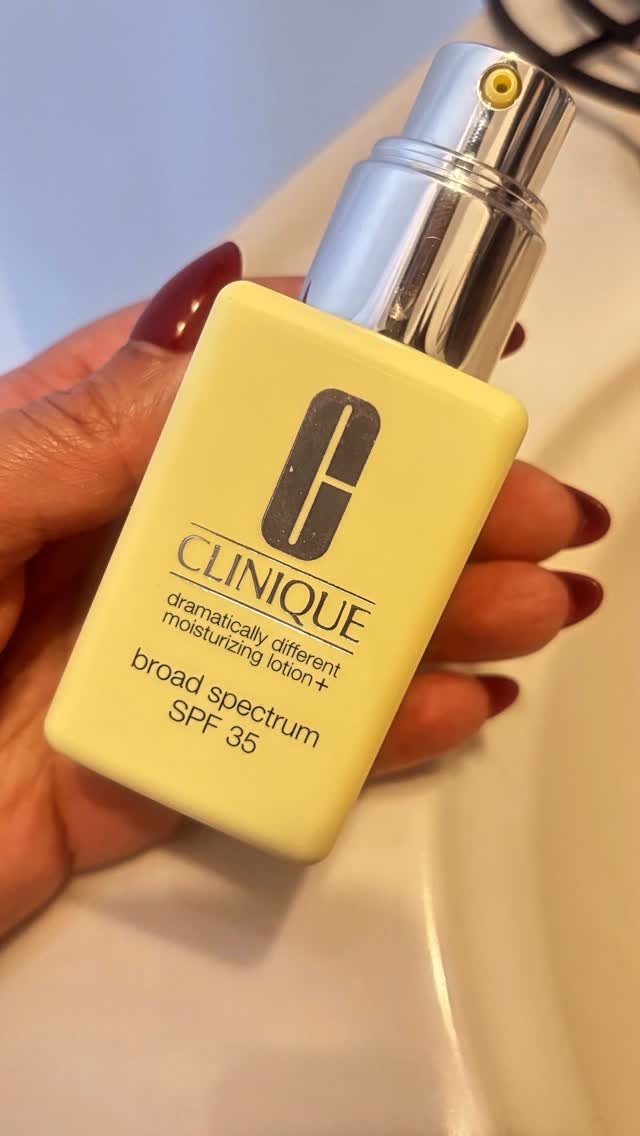 Instagram post by an influencer for Clinique. Caption reads: [...] need to be complicated! @Clinique gifted me....