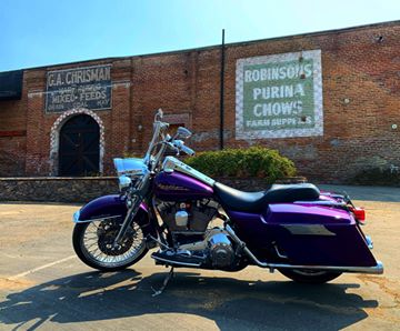 Instagram post by @wheellifeamerica for Biltwell. Caption reads: Spaces in time to start the new week... Enjoy the....