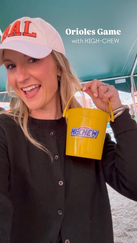 Instagram post by @rachsomp for HI-CHEW. Caption reads: [...] crab fries and had so much fun at the....