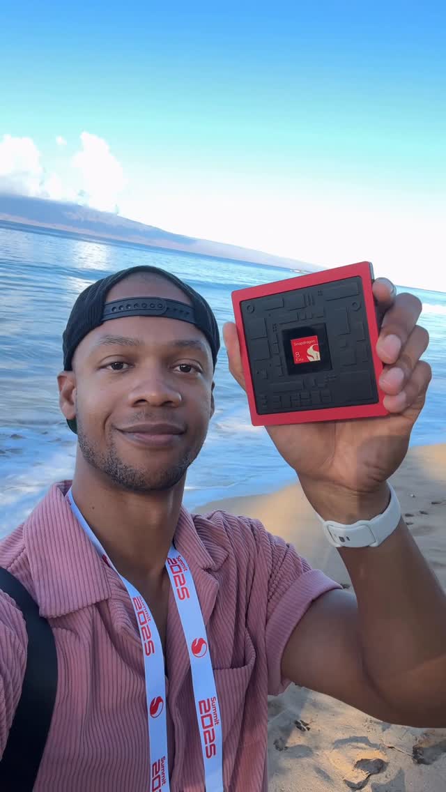 Instagram post by @peacockinsidetech for Qualcomm. Caption reads: #gifted_by_snapdragon this is the brand new....