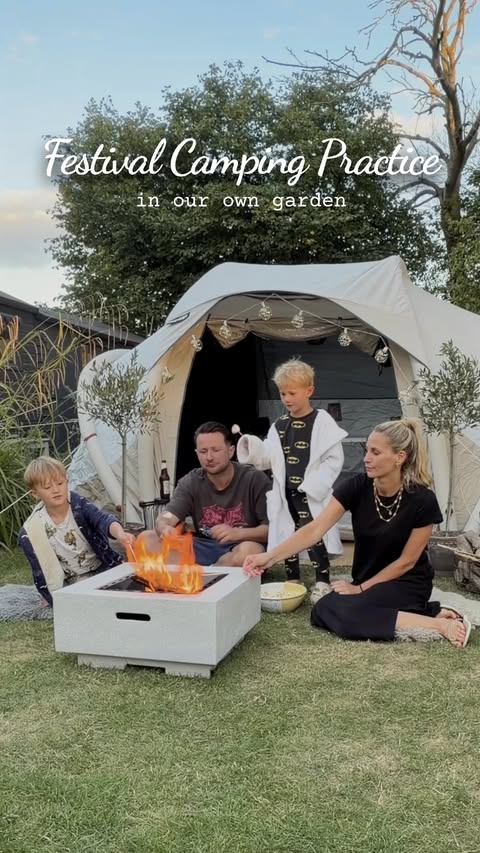 Instagram post by @rachelducker for Very. Caption reads: [...] Season… in the garden, of course! @veryuk....