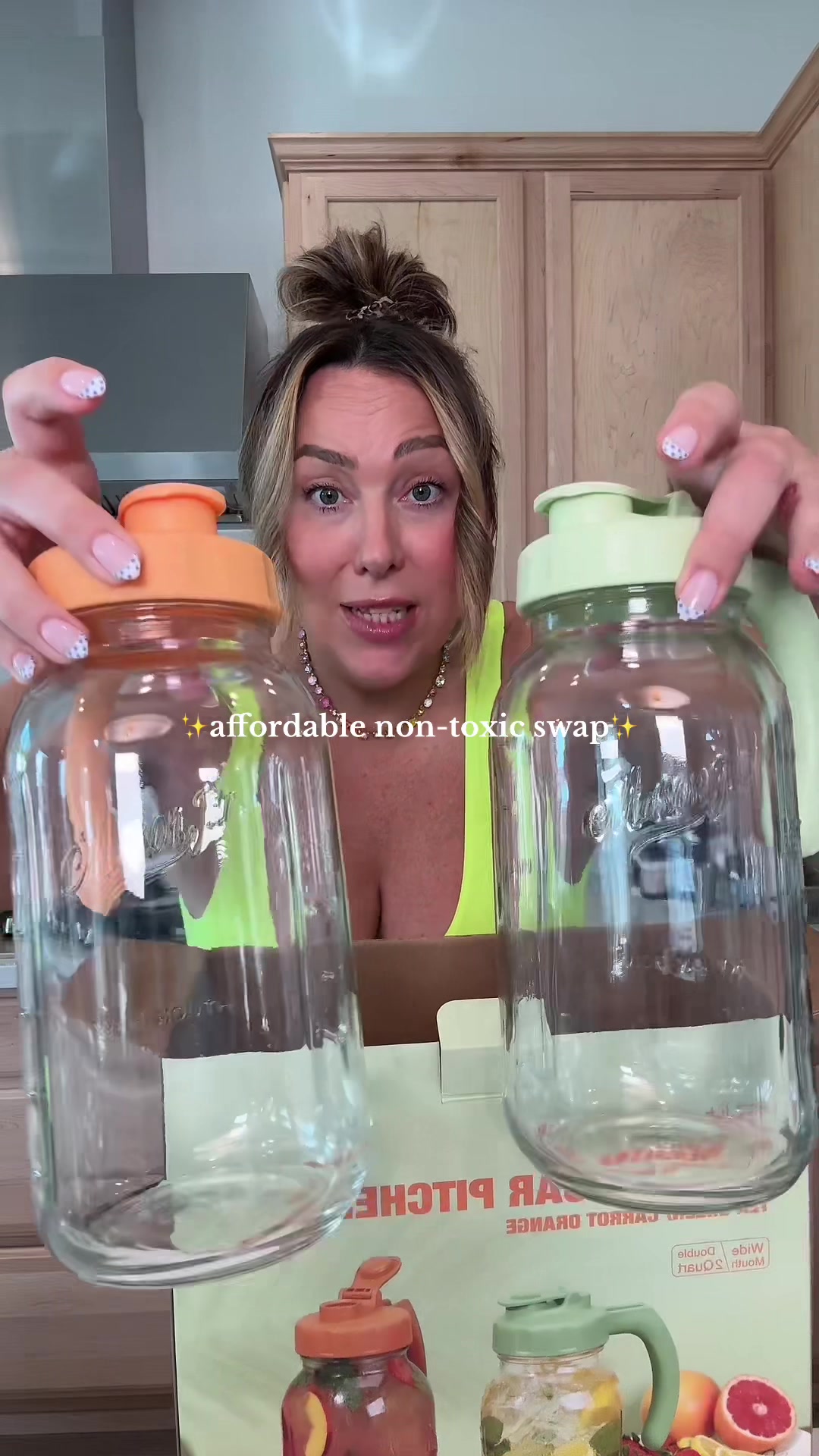 TikTok post by @brittroseknows for Soligt. Caption reads: [...] #beveragegirlies #homefinds @Soligt official.