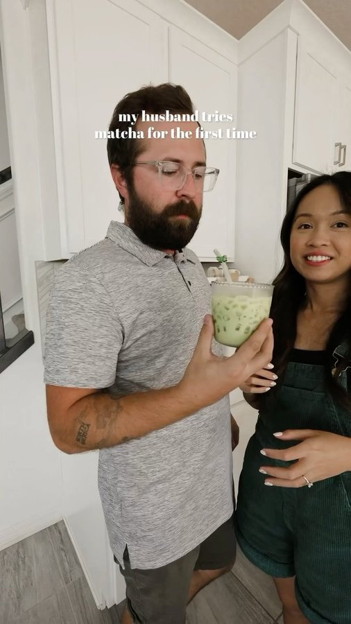 Instagram post by @mamamadecoffee for Jade Leaf Matcha. Caption reads: [...] Latte Mix, or purchase online.....