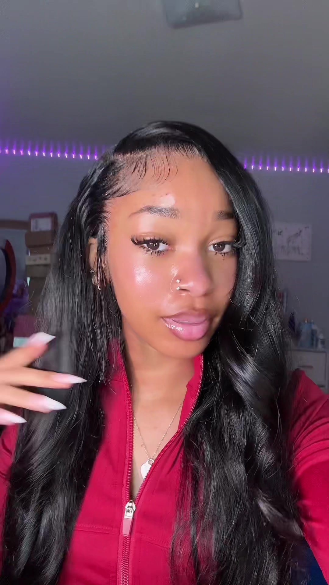 TikTok post by @leci.bby for Bling Hair. Caption reads: HAIR TRANSITION 😩😍🔥@Bling Hair Fashion #fypシ....