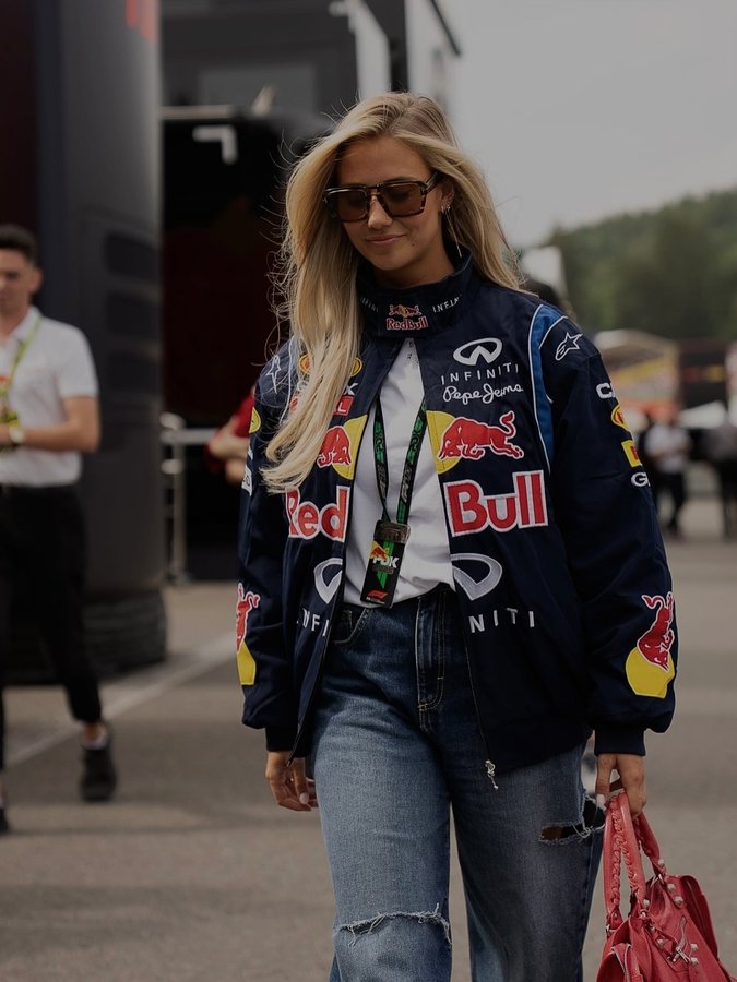 Instagram post by @celinevanouytsel for Oracle Red Bull Racing. Caption reads: Publiciteit// 🏎️ I bet you’ve got a sportscar…....