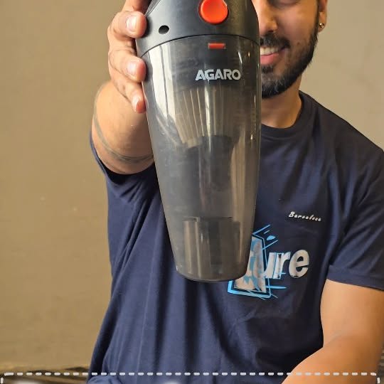 Instagram post by @rishabh_mutreja for AGARO Lifestyle. Caption reads: Agar ap bhi apni chise clean karna chahte ho to....