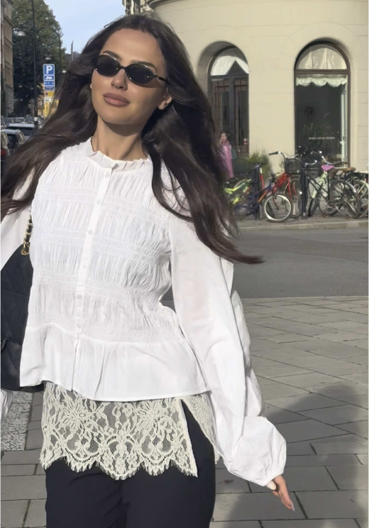 TikTok post by @chloeschuterman for Nelly. Caption reads: Reklam @NELLY.COM - autumn look 🤍💅🏼🎀 #nellycom....