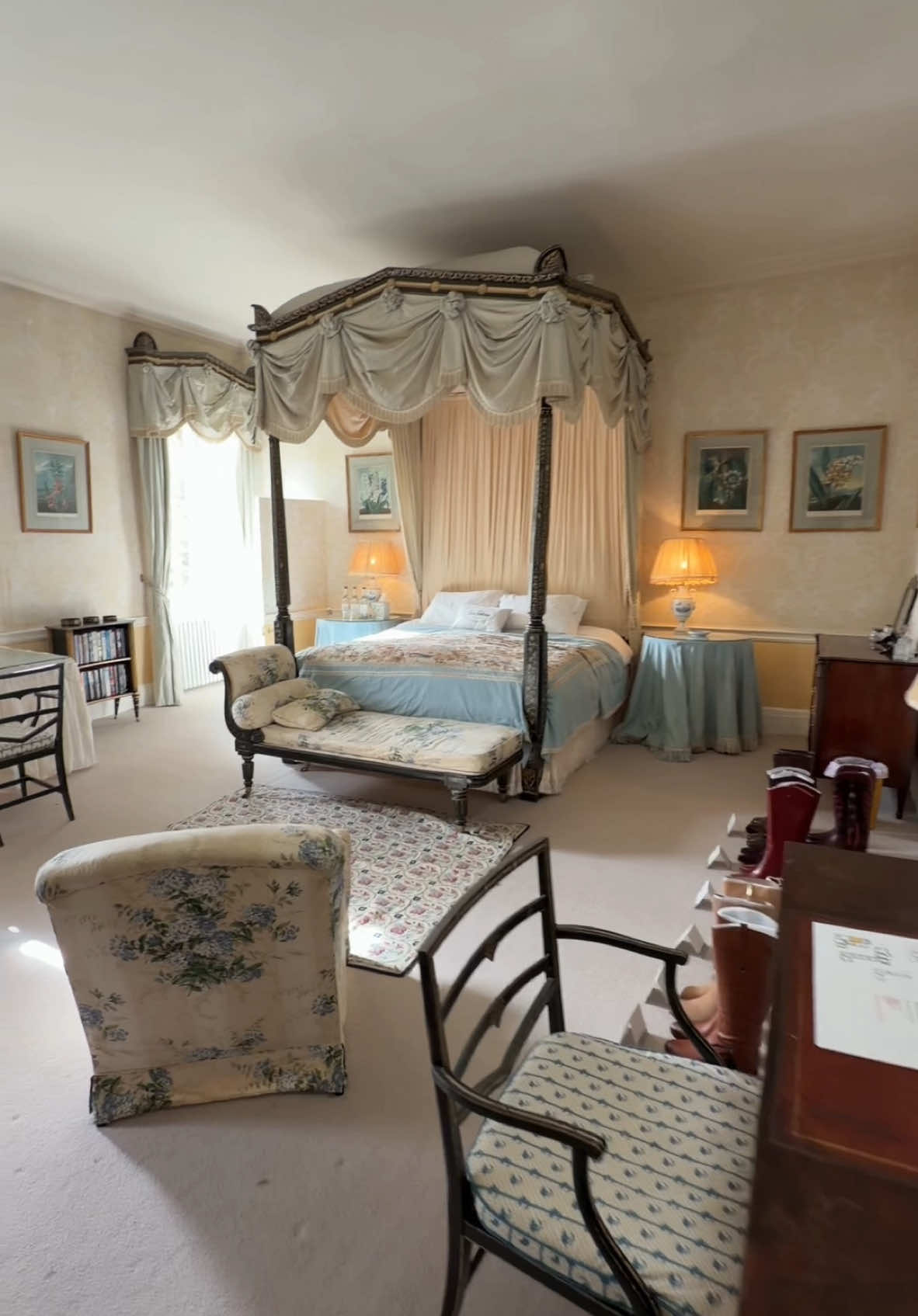 TikTok post by @halleykate for Sam Edelman. Caption reads: The fact they shot the HOLIDAY HERE😭❤️ it’s so....