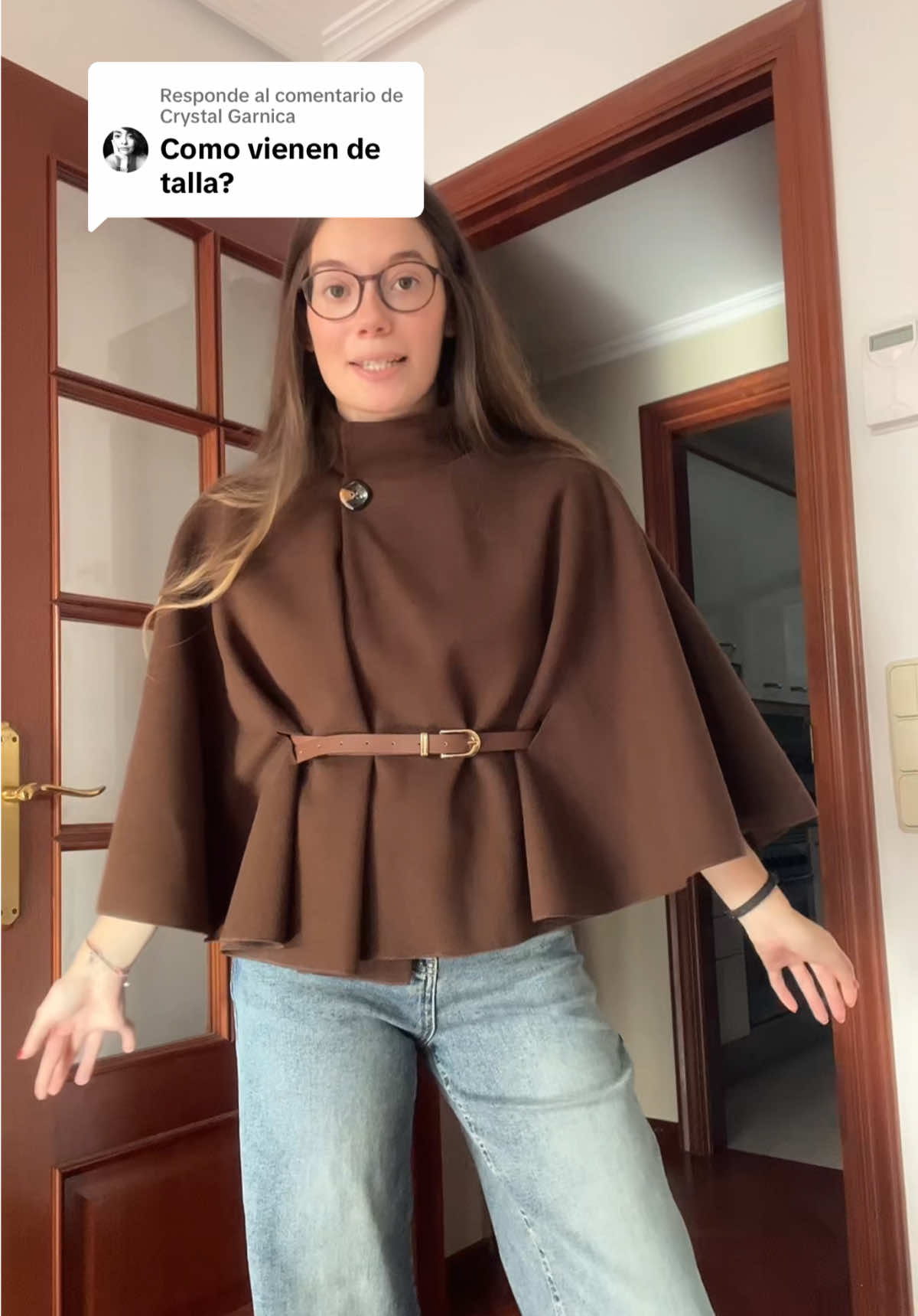 TikTok post by @martsssb for Utopya Shop. Caption reads: [...] porque te va a quedar perfecta ❤️‍🔥 @Utopya....