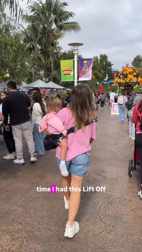 Instagram post by @whereisbriggs for Tushbaby. Caption reads: This weekend get 50% off with code TOURIST15 🙌🙌....