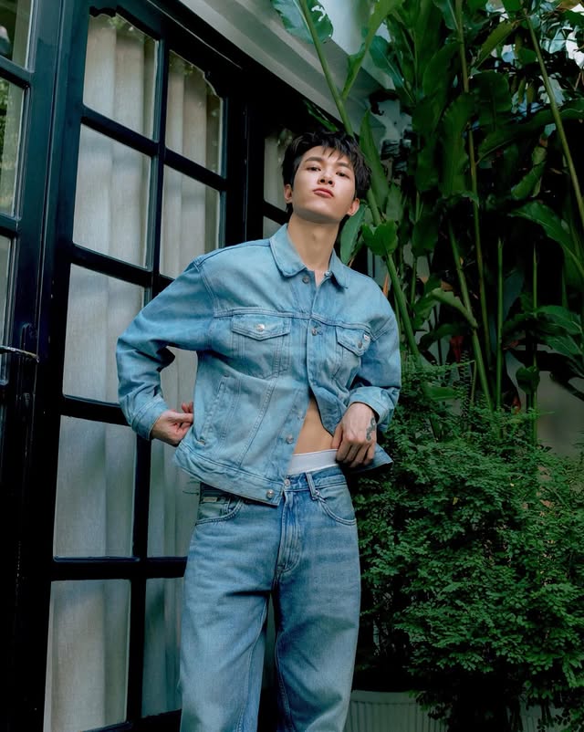 Instagram post by @atus310 for Calvin Klein. Caption reads: Same denim, but new monogram and new Calvin Klein....