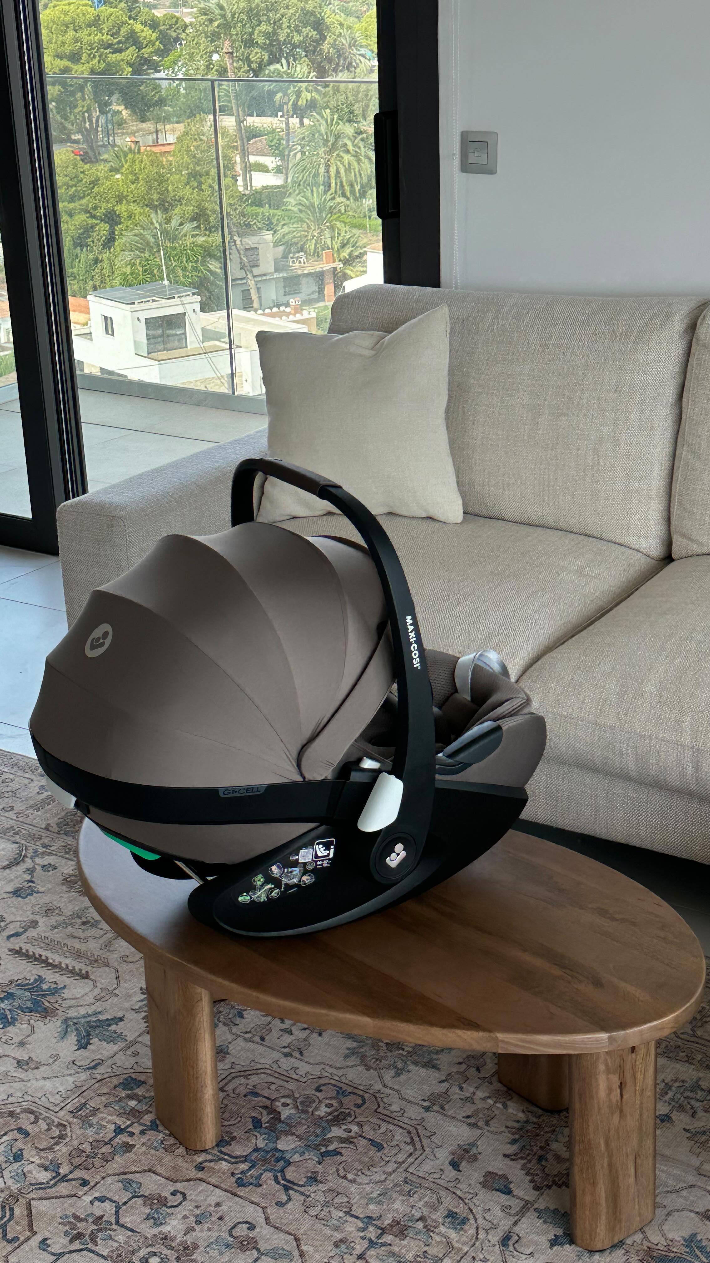 Instagram post by @dariodumic for Maxi-Cosi. Caption reads: Unboxing all of our Maxi-Cosi goodies 🥹🤍 We....