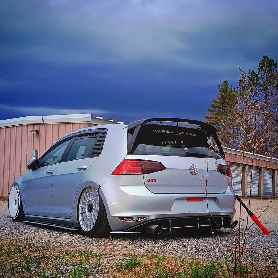 Instagram post by @vagkingz for VWB. Caption reads: [...] 🤜 💥 🤛 ➡️ @my.loque (Security) ➡️....