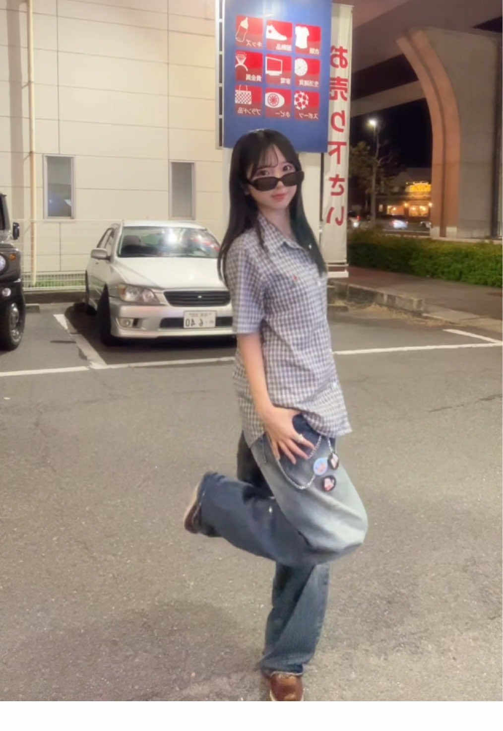 TikTok post by @user8123925469181 for Titeizin Online. Caption reads: TikTokを初めて服に興味をもちはじめて、今まで知らなかったファッションについて沢山知ることができ....