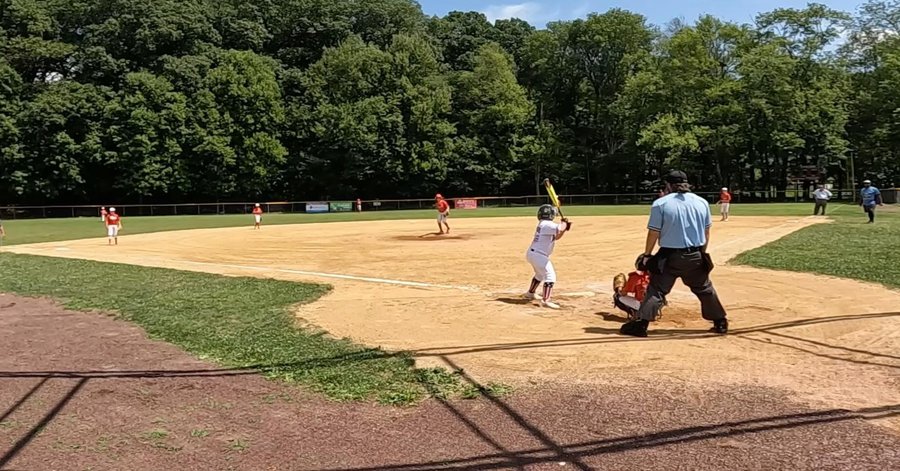 Instagram post by @vinny_potsnpans for Axe Bat. Caption reads: [...] used all 🍑 on that swing 😂#9yearsold....