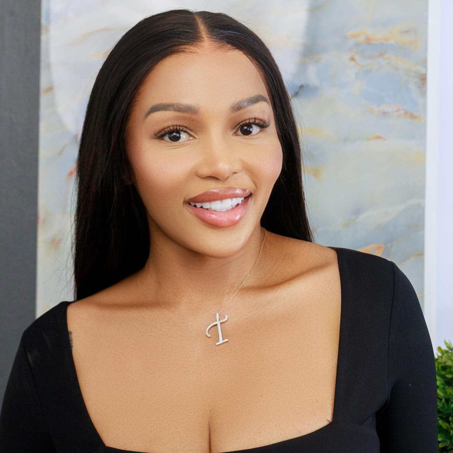 Instagram post by @tebogocthobejane for Luvme hair. Caption reads: DIY glam in minutes 💁🏽‍♀️✨ This....