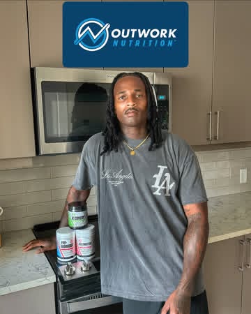 Instagram post by @ique.lifts for Outwork Nutrition. Caption reads: STACK provided by
@outworknutritionofficial....