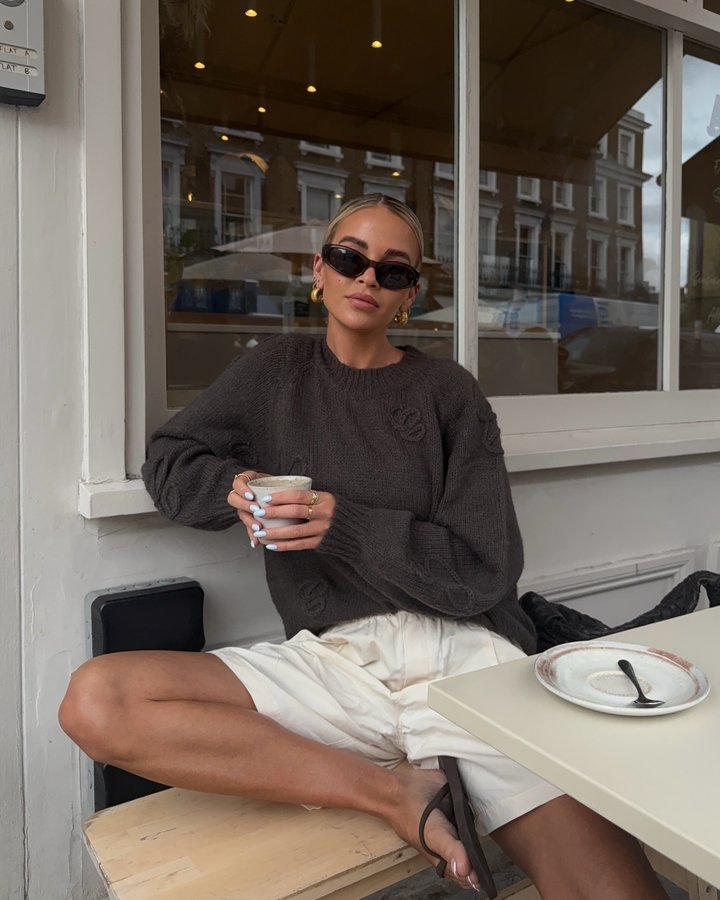 Instagram post by @laurenxwatsonnn for The Couture Club. Caption reads: [...] in london that go like this:
....