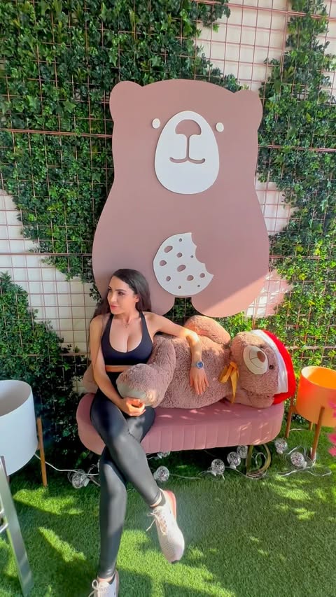 Instagram post by @inshapenurse for Eater LA. Caption reads: Highly Recommend: Mama Bear Set Favorites: Matcha....