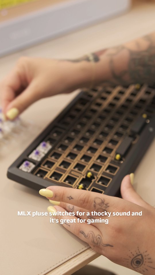 Instagram post by @cozymaja for Elgato. Caption reads: ad • @corsair sent me their Makr75 DIY keyboard....