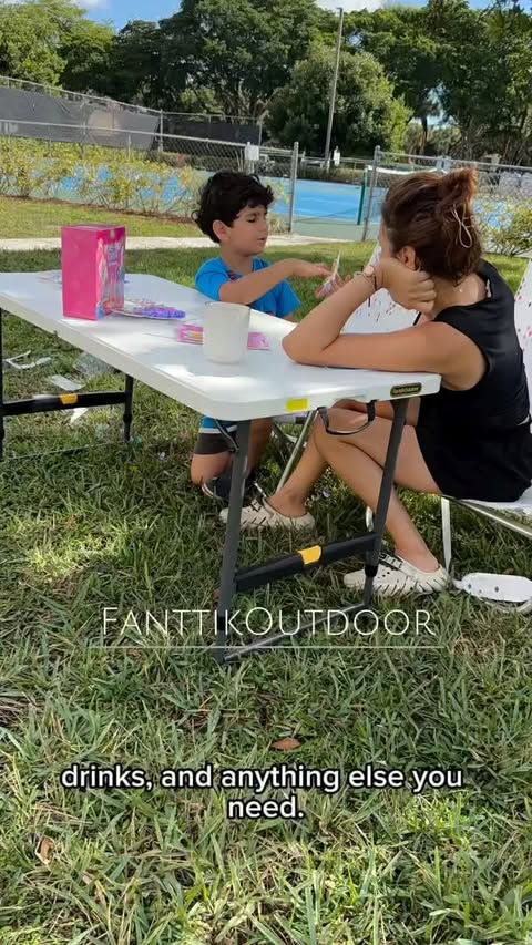 Instagram post by @americagaleri for Fanttik. Caption reads: Meet my new outdoor essential — the FanttikOutdoor....