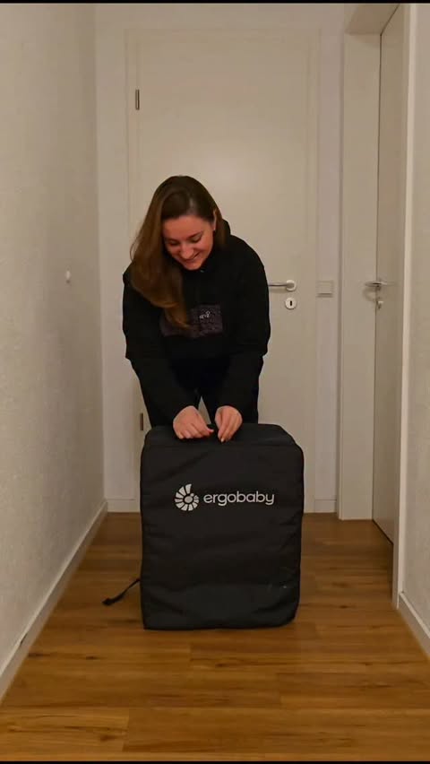 Instagram post by @strollerica for Ergobaby. Caption reads: [...] ono, real talk, bez šećera. Meanwhile,....