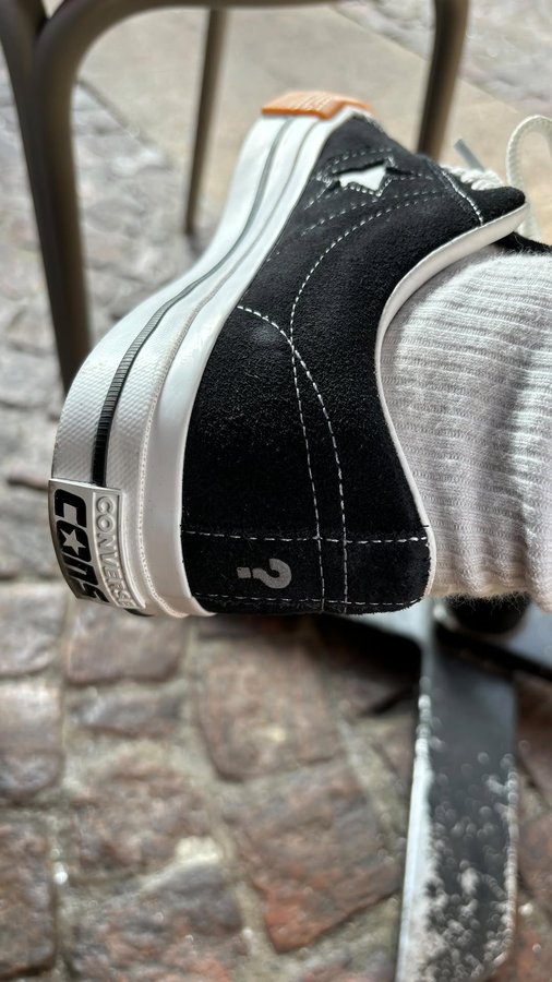 Instagram post by an influencer for Converse Europe. Caption reads: Coffre ootd☕️ @sizeofficial @converse #converse....