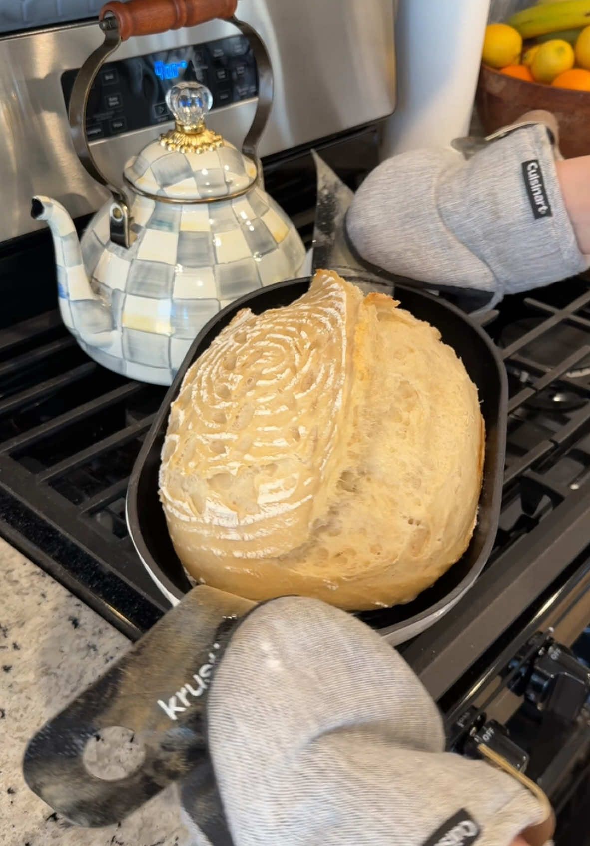 TikTok post by @luubbaa for Krustic. Caption reads: [...] this one is perfect🙌🏼....