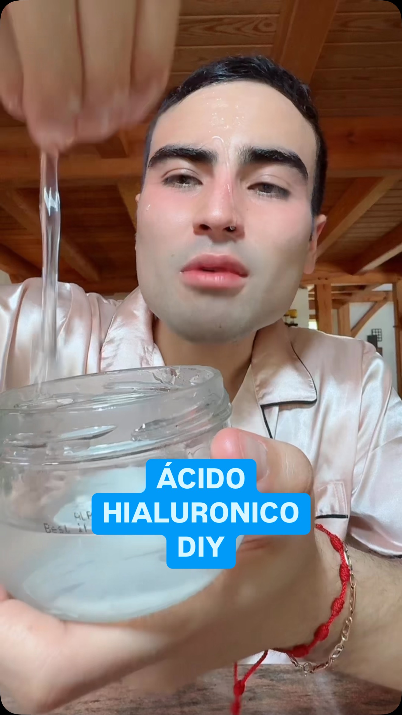 Instagram post by @juancherangel for Micro Ingredients. Caption reads: [...] de #hyaluronicacid en polvo de....