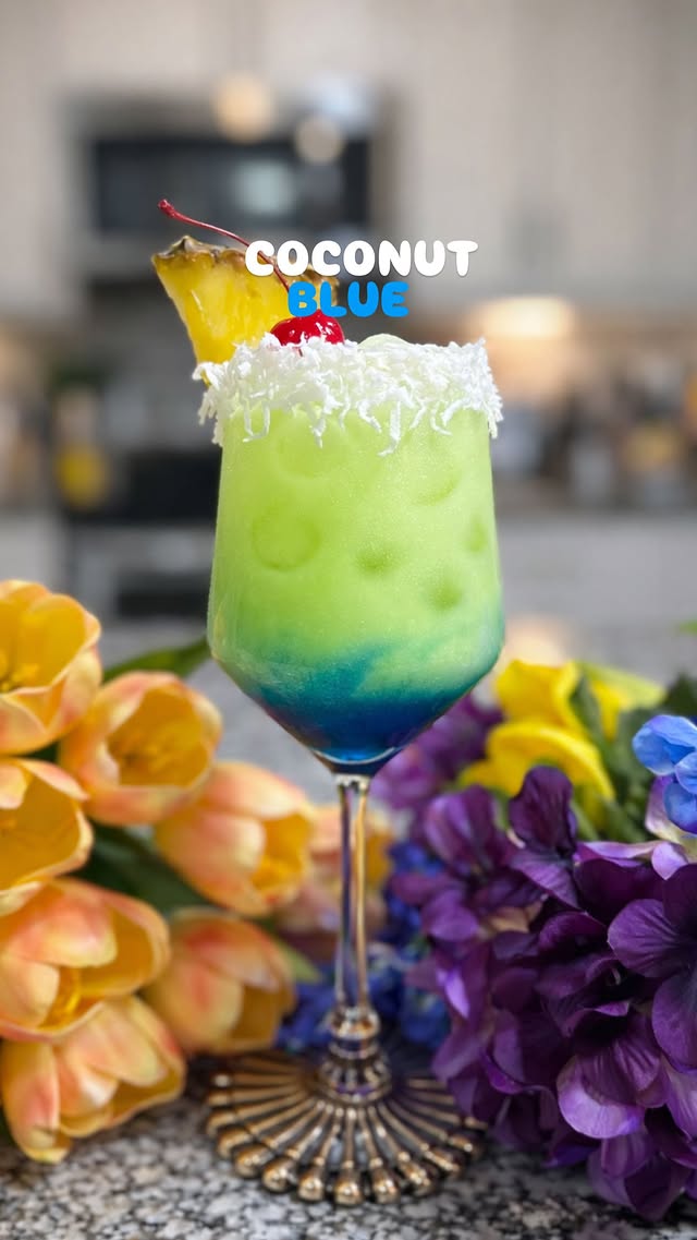 Instagram post by @sipsbyeric for Harmless Harvest. Caption reads: [...] #summerbeverages #easyrecipes....