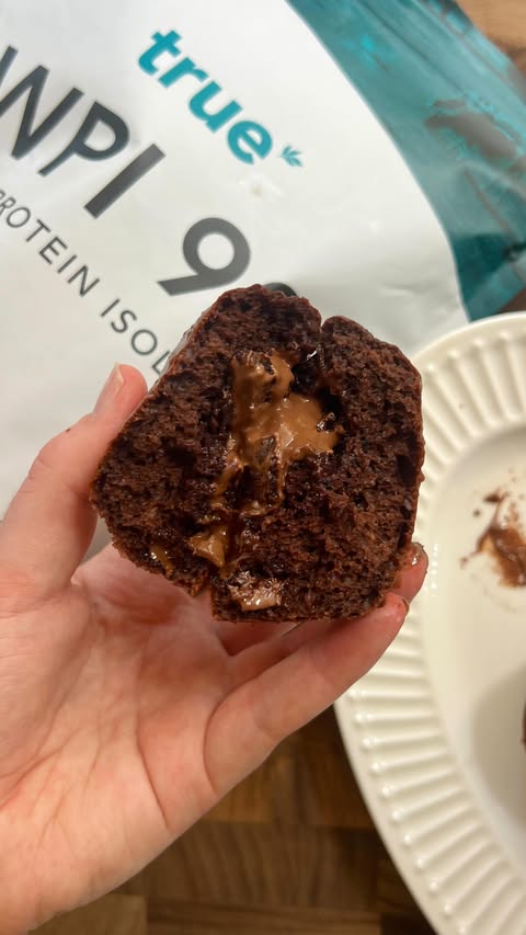 Instagram post by @kizactivelife for True Protein. Caption reads: [...] 1/3c cacao powder (sifted) 1/2c @trueprotein....