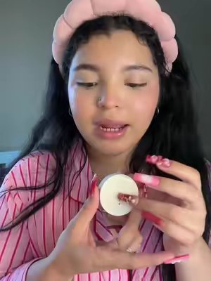 TikTok post by @nicolle_vz for HALEYS. Caption reads: @HALEYS Beauty.