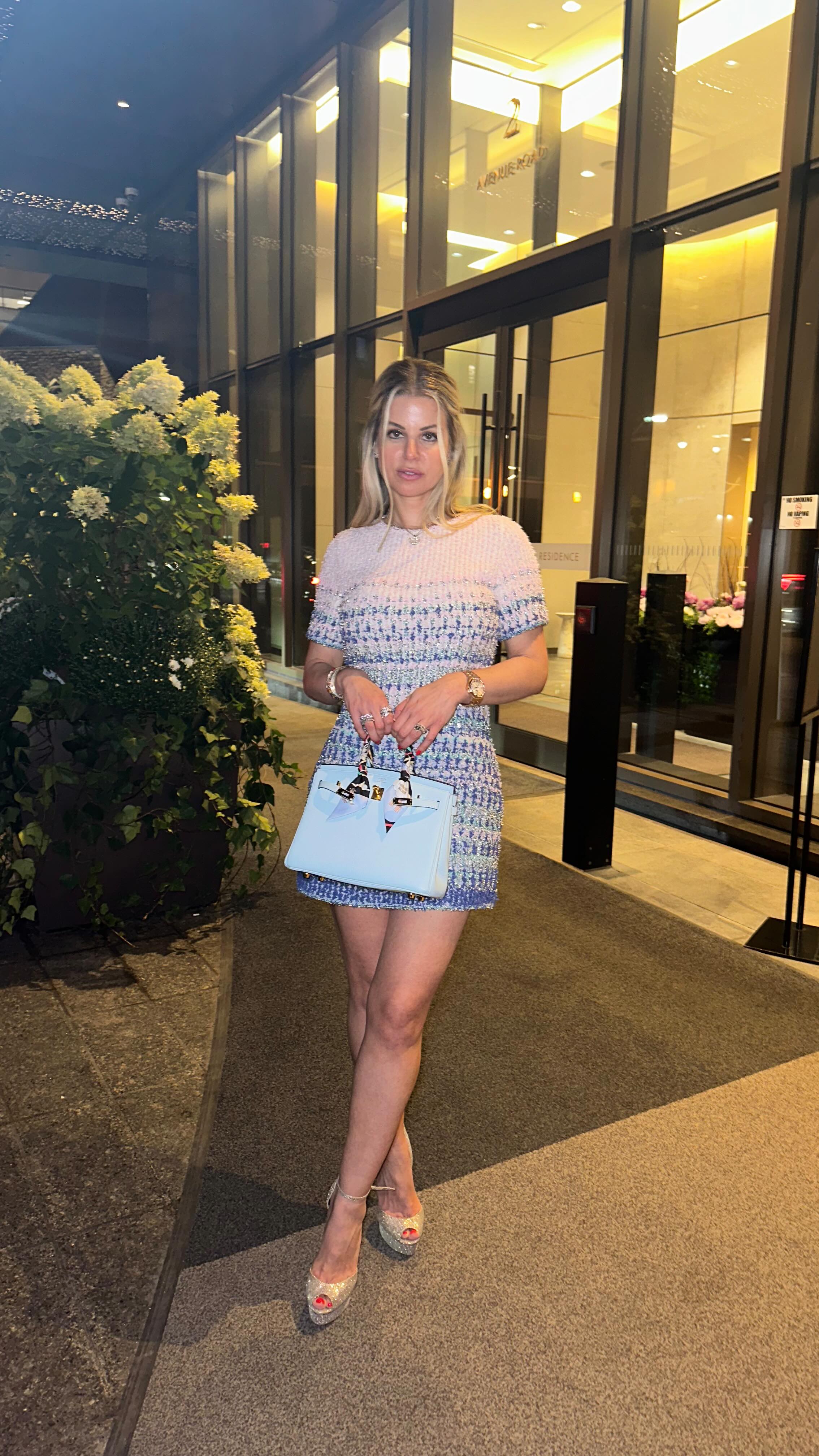 Instagram post by @stylehard for Tower 28 Beauty. Caption reads: @tower28beauty FACTS 👄 best lip gloss in the....