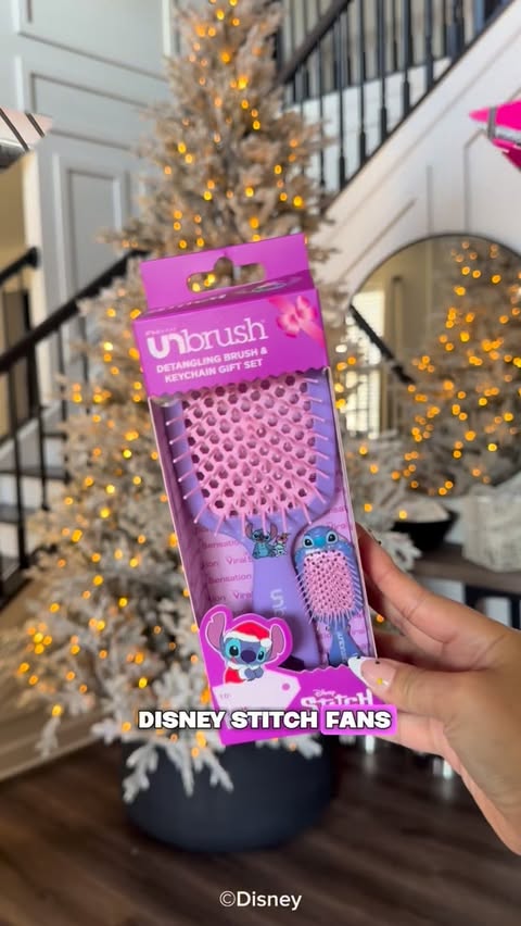 Instagram post by @citycouponmoms for FHI Heat. Caption reads: [...] perfect (and cutest!) last-minute gift!....