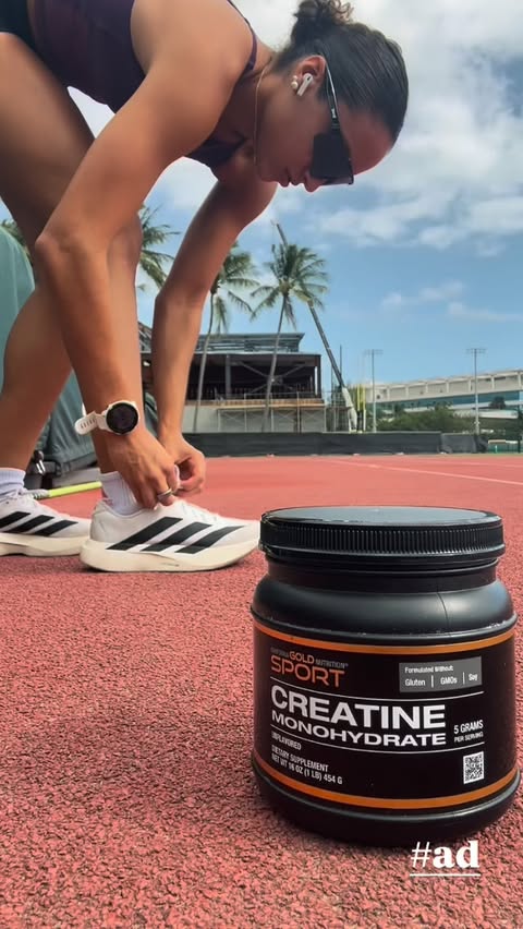 Instagram post by @emmahencock for iHerb. Caption reads: [...] and recovery. I also love shopping on iHerb....